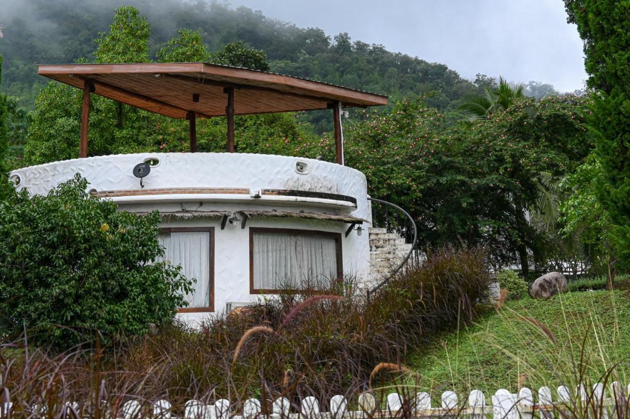Swiss Valley Hip Resort Suan Phueng Dış mekan fotoğraf
