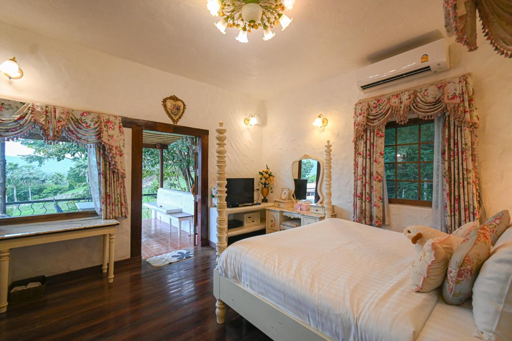 Swiss Valley Hip Resort Suan Phueng Oda fotoğraf